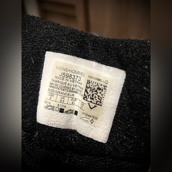 Merrell Tan and Black Hiking Boots - Picture 7 of 7